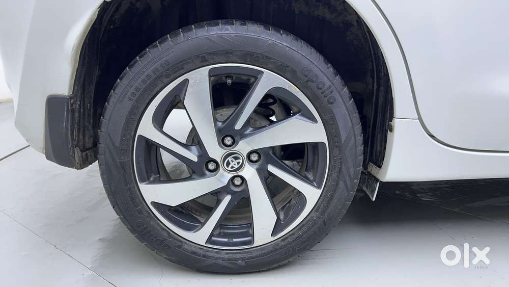 Toyota Glanza 1.2 V Amt, 2022, Petrol