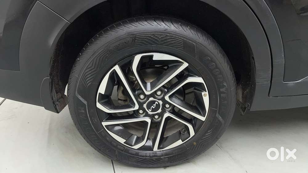Kia Carens 1.4 Prestige Plus Turbo 7 Str, 2022, Petrol