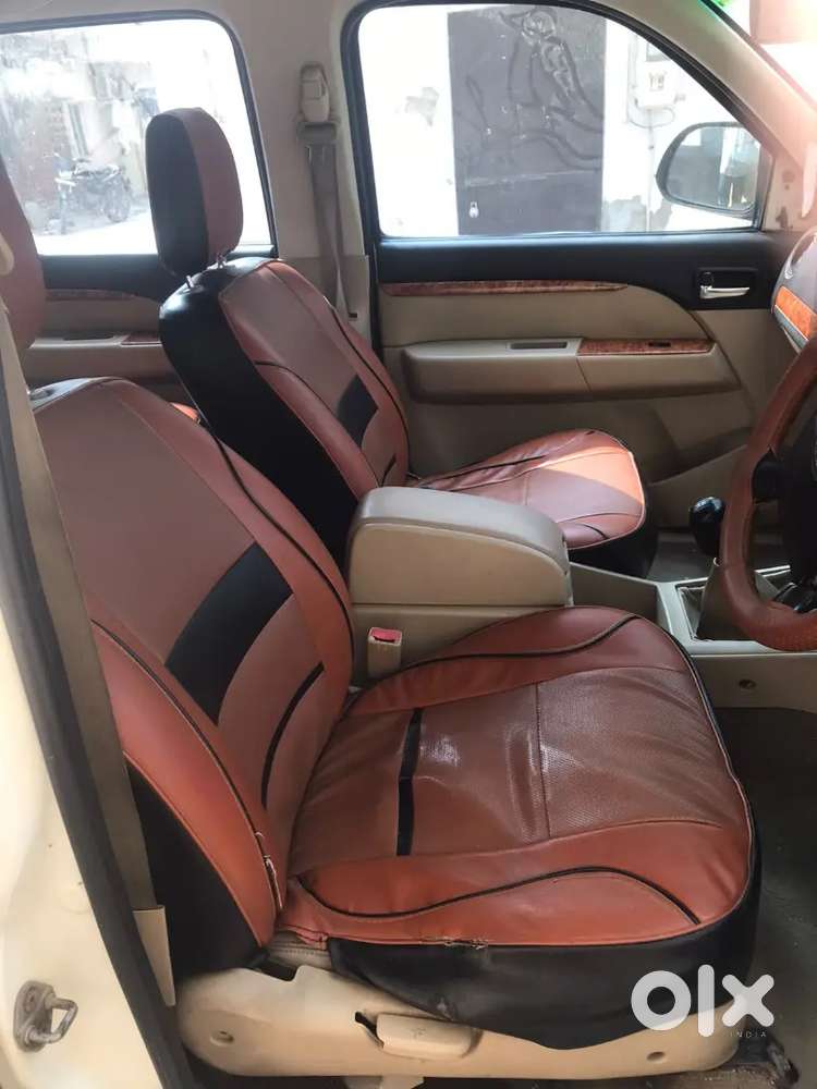 Ford Endeavour 3.0 Limited 2012