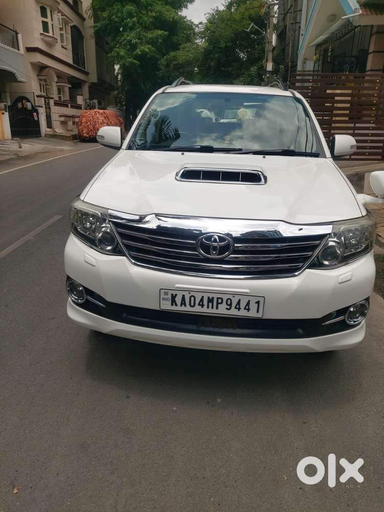 Toyota Fortuner 3.0 4x4 Manual, 2015, Diesel