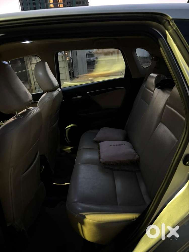 Honda Jazz V Cvt (automatic, Petrol, 2017)