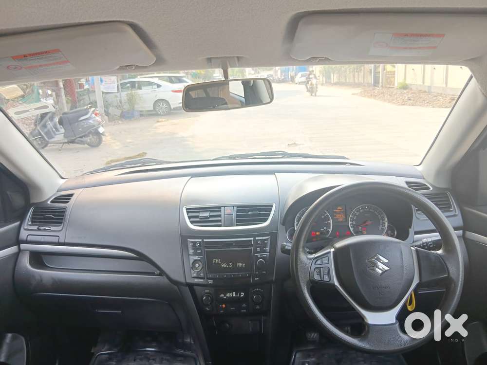 Maruti Suzuki Swift Zxi, 2014, Petrol