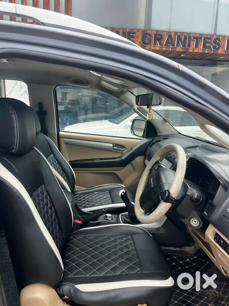 Isuzu V-cross Z 4x4 Mt, 2017, Diesel