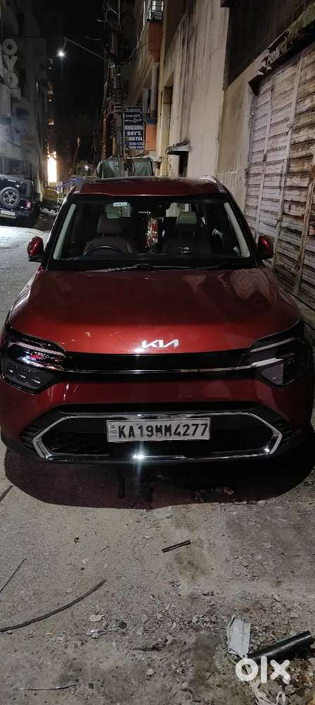 Kia Carens Luxury 2022