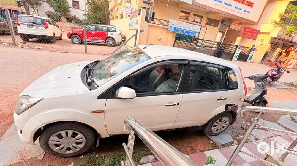 Ford Figo 2010 Diesel 175000 Km Driven