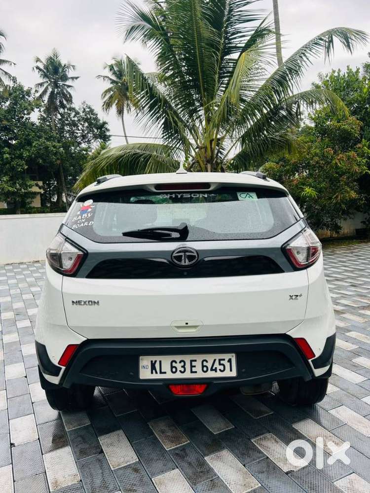 Tata Nexon 1.5 Revotorq Xz Plus Dual Tone, 2018, Petrol