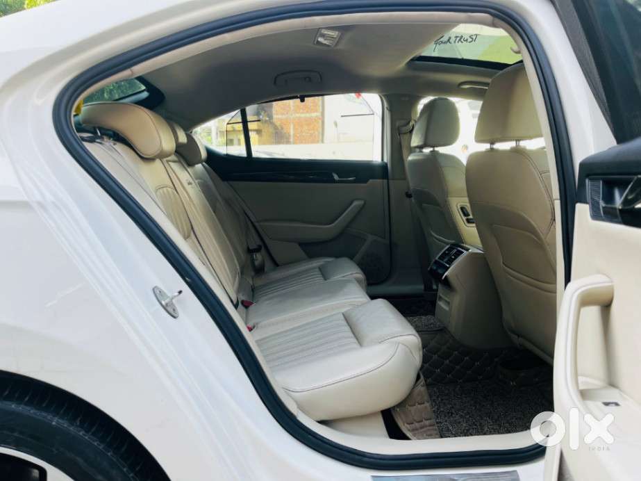 Skoda Superb 2.0 L&k Tsi At, 2018, Petrol