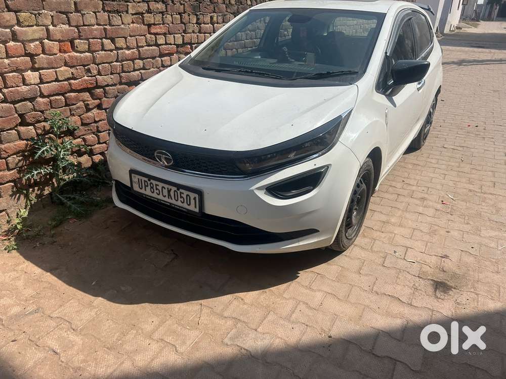 Tata Altroz 2023 Car