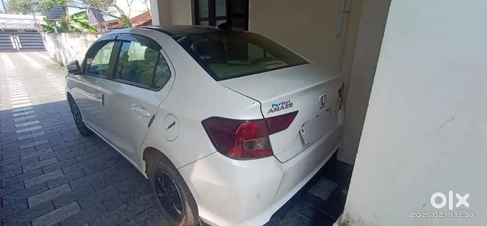 Honda Amaze 2021 Petrol 40000 Km Driven