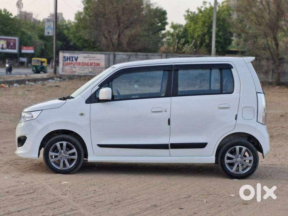Maruti Suzuki Stingray Vxi Optional, 2017, Petrol