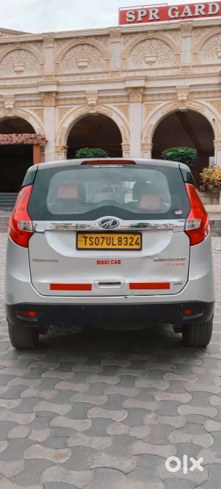 Mahindra Marazzo M2 8str, 2022, Diesel