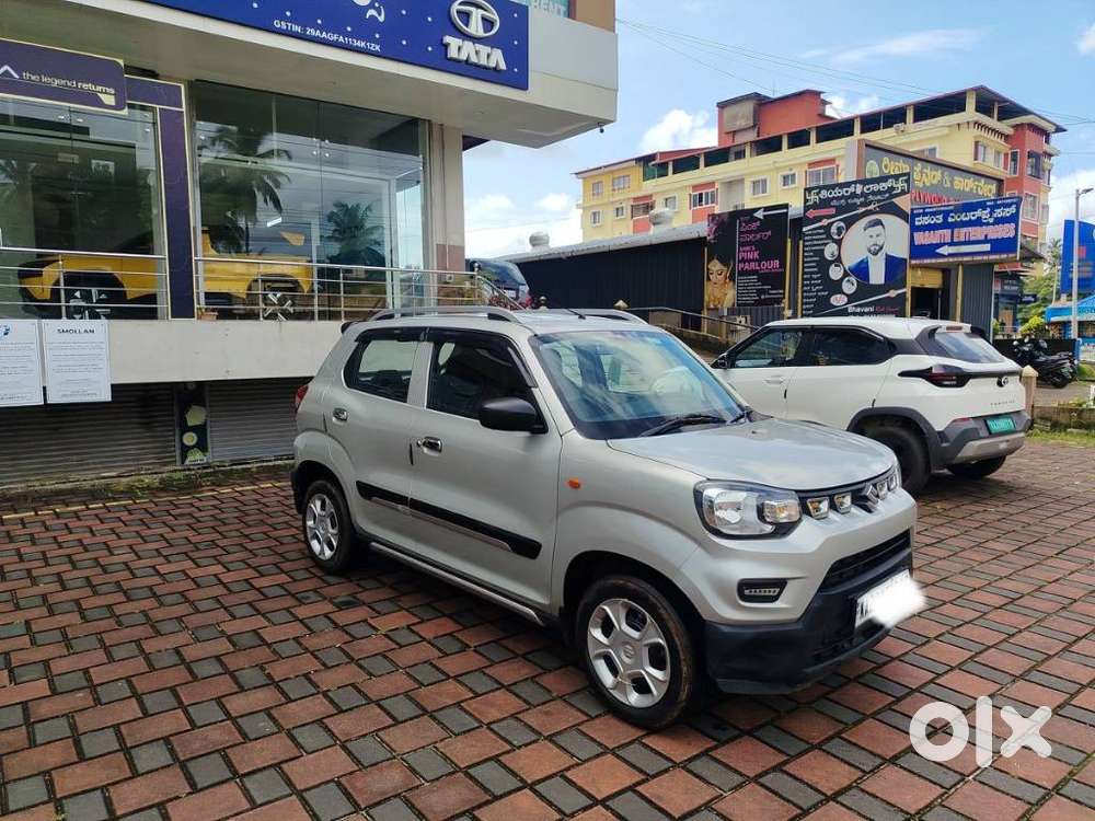 Maruti Suzuki S-presso Vxi Plus, 2022, Petrol