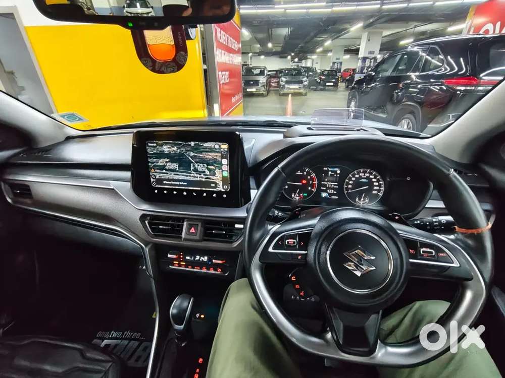 Maruti Brezza Zxi+ At Dual Tone