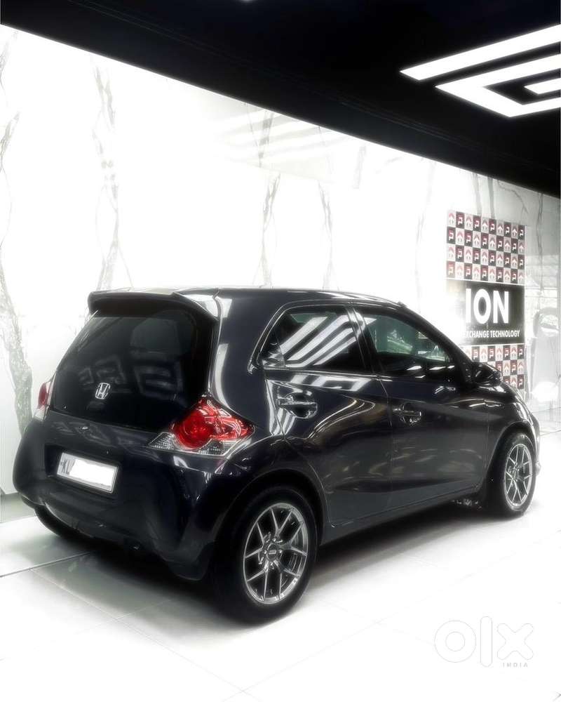 Honda Brio 2018 Petrol Automatic At