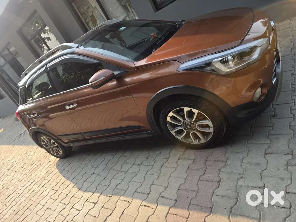 Hyundai  I20 Activ Sx Top Model 2015 Key Les Entry Puss Batana Start