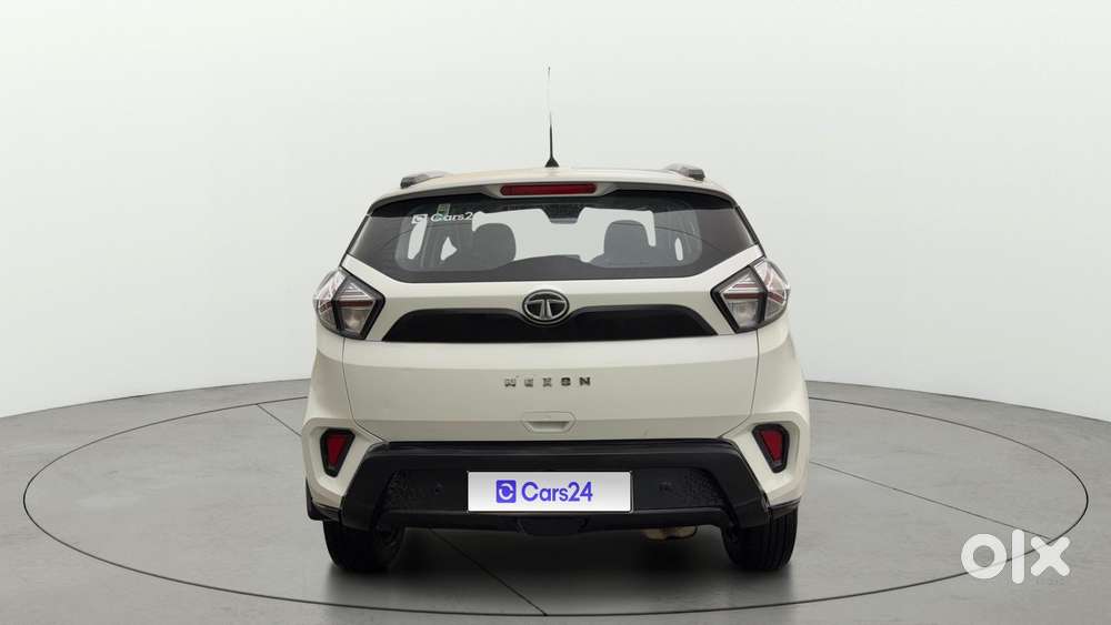 Tata Nexon 1.5 Revotorq Xma Amt (s), 2022, Petrol
