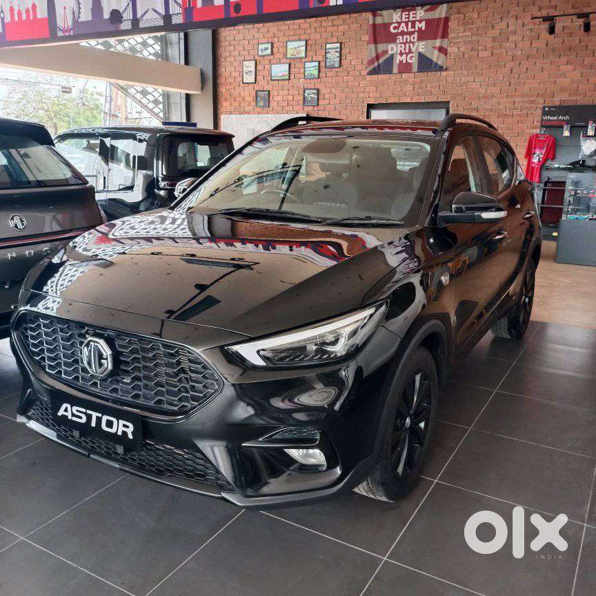 Mg Astor Smart Cvt Black Storm, 2023, Petrol