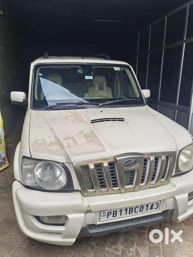 Mahindra Scorpio Classic 2012 Diesel 90000 Km Driven