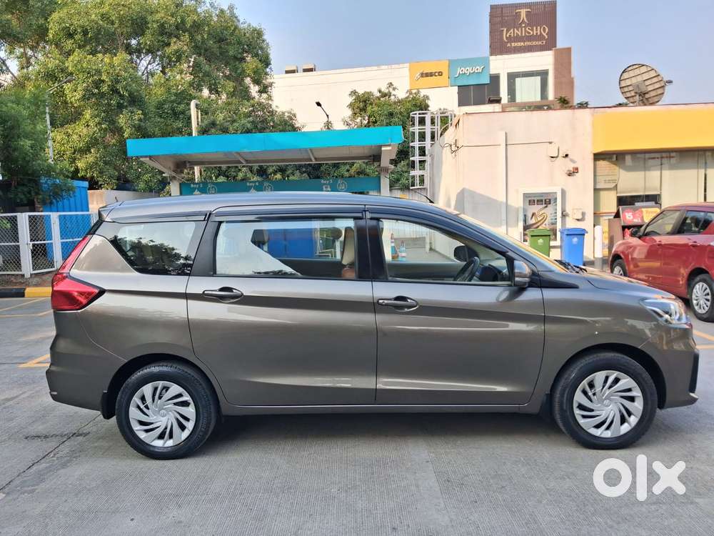 Maruti Suzuki Ertiga 1.5 Vxi, 2021, Petrol