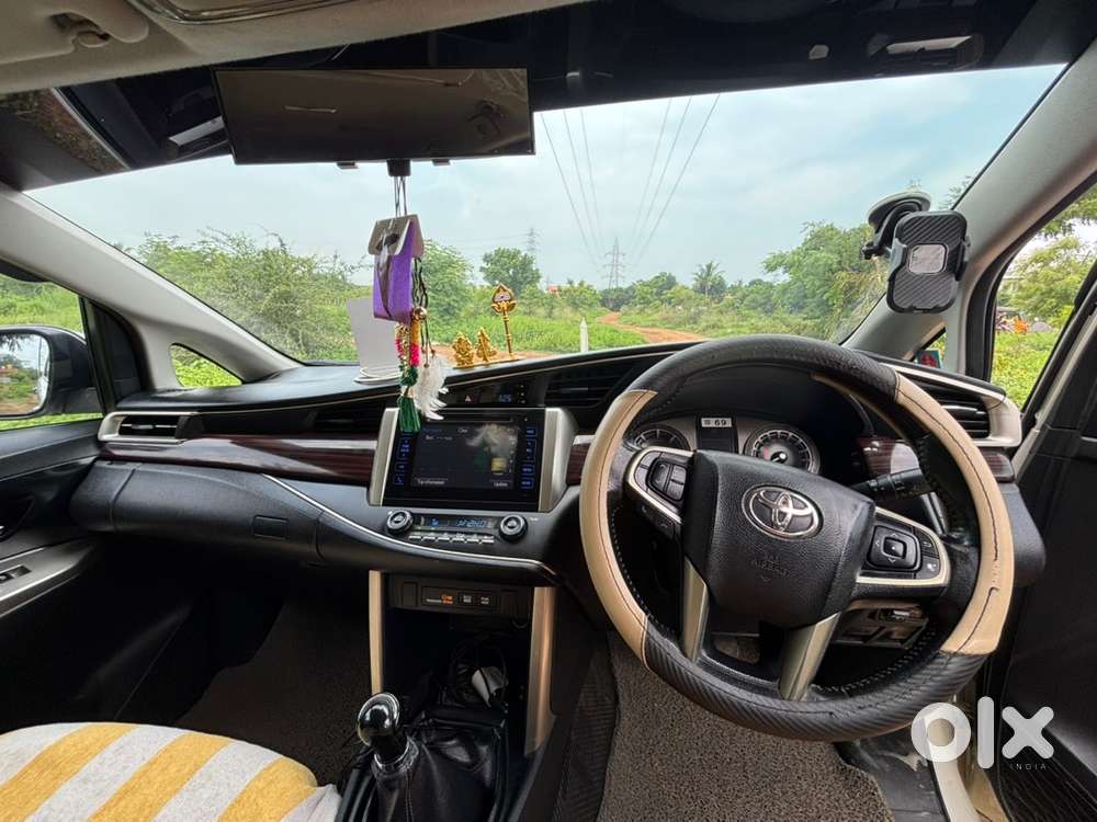 Toyota Innova Crysta 2016 Diesel Manual