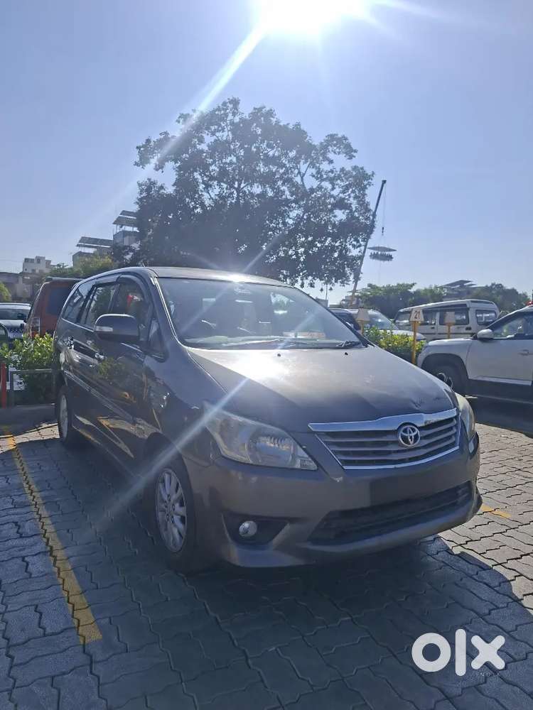Toyota Innova 2012 Diesel 158000 Km Driven