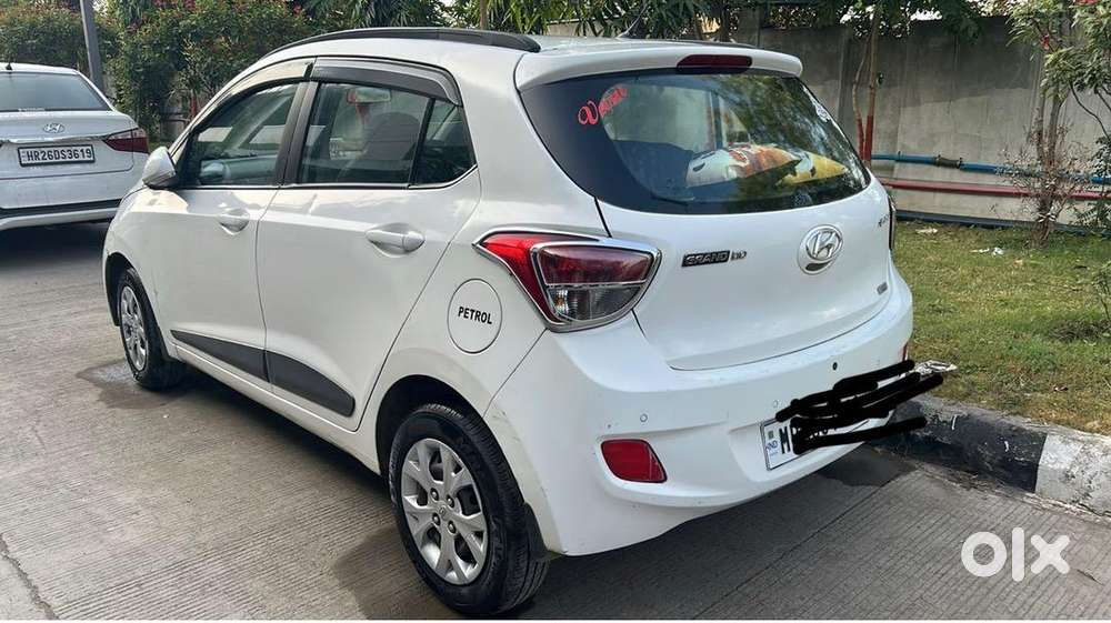 2016 Hyundai Petrol Manual Car