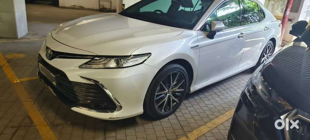 Toyota Camry Hybrid, 2024, Cng & Hybrids