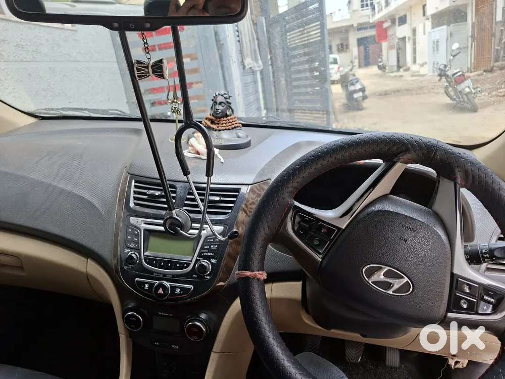 Hyundai Verna Sx Crdi 2013