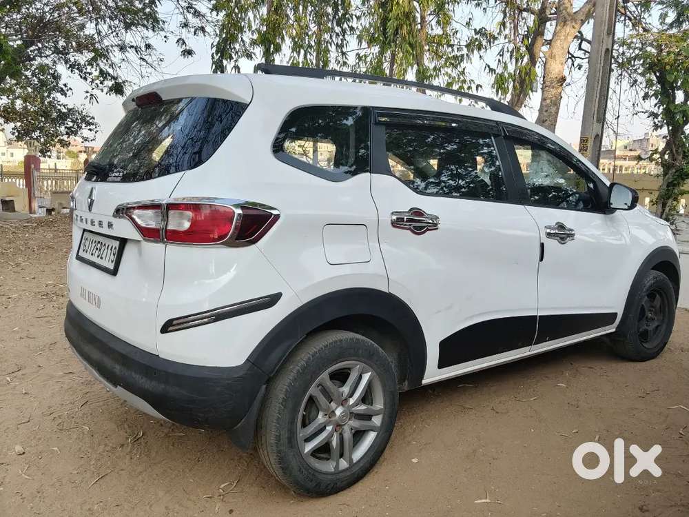 Renault Triber Rxz 2022 Petrol 39000 Km Driven