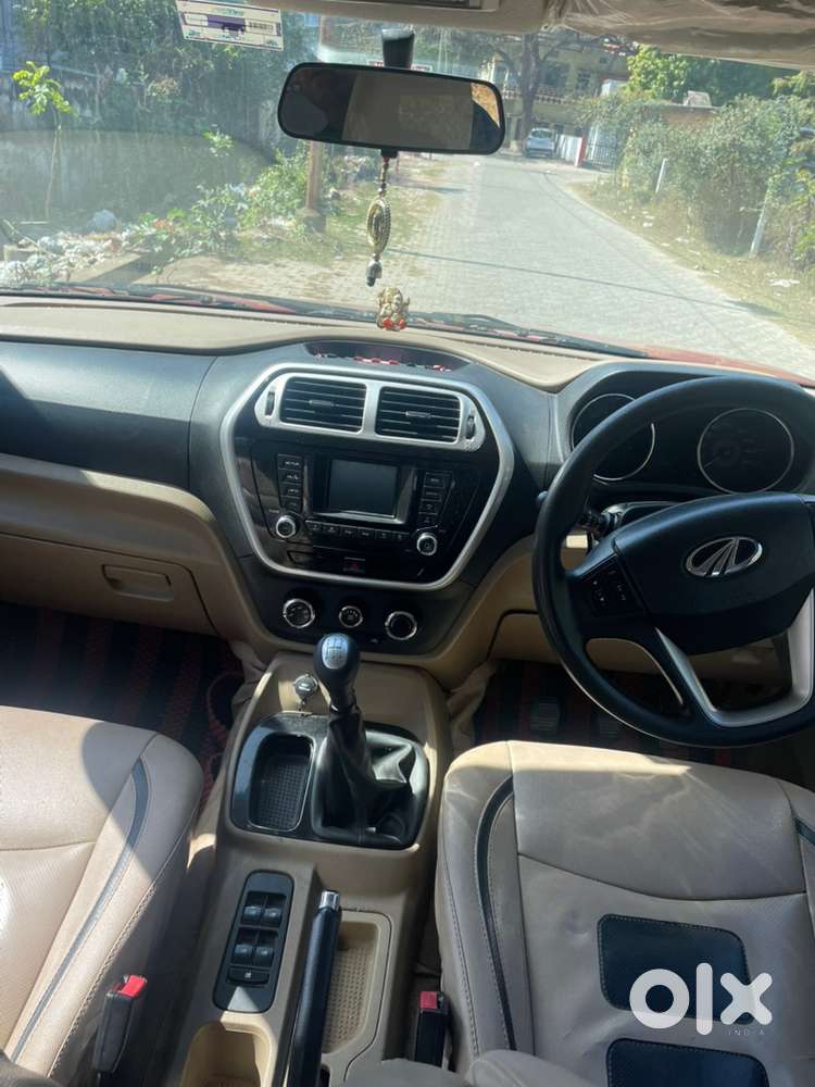 Mahindra Tuv 300 2016 Diesel 83000 Km Driven