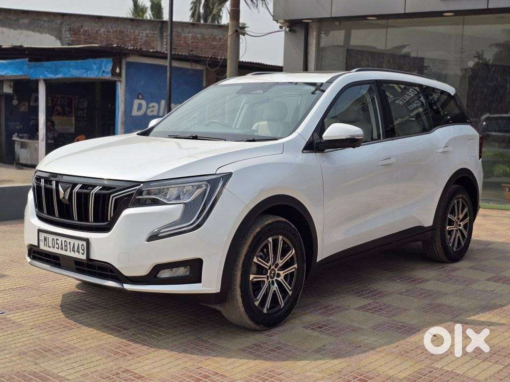 Mahindra Xuv700 2.0 Ax 7 Petrol At Luxury Pack Str, 2023, Petrol