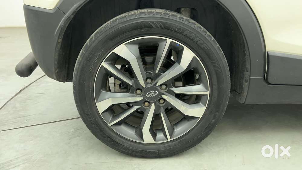 Mahindra Xuv300 W8 (o) 1.5 Diesel Amt, 2020, Diesel