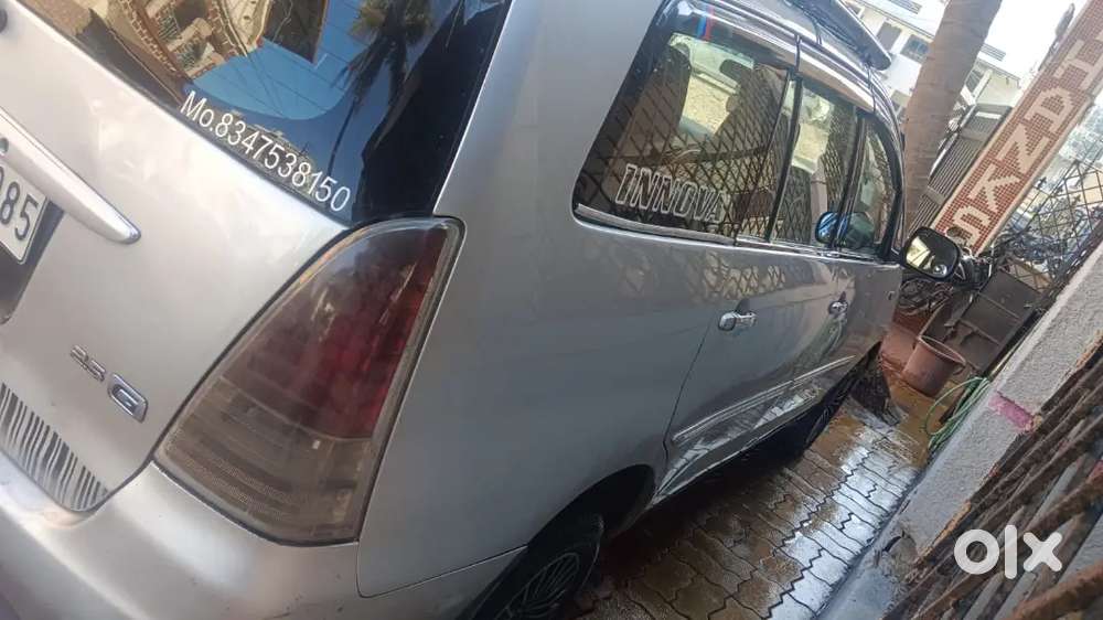 Toyota Innova 2011 Diesel 305000 Km Driven