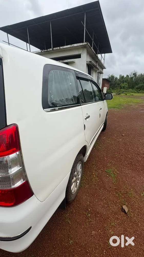 Toyota Innova Diesel 2015