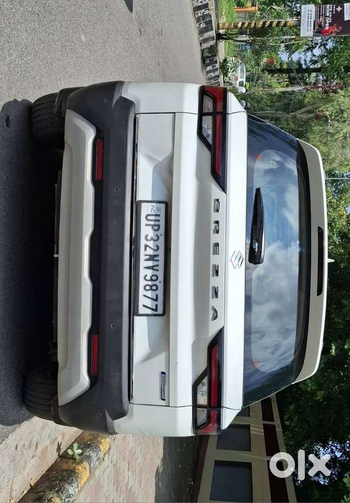 Maruti Suzuki Brezza 1.5 Zxi At Smart Hybrid, 2023, Petrol