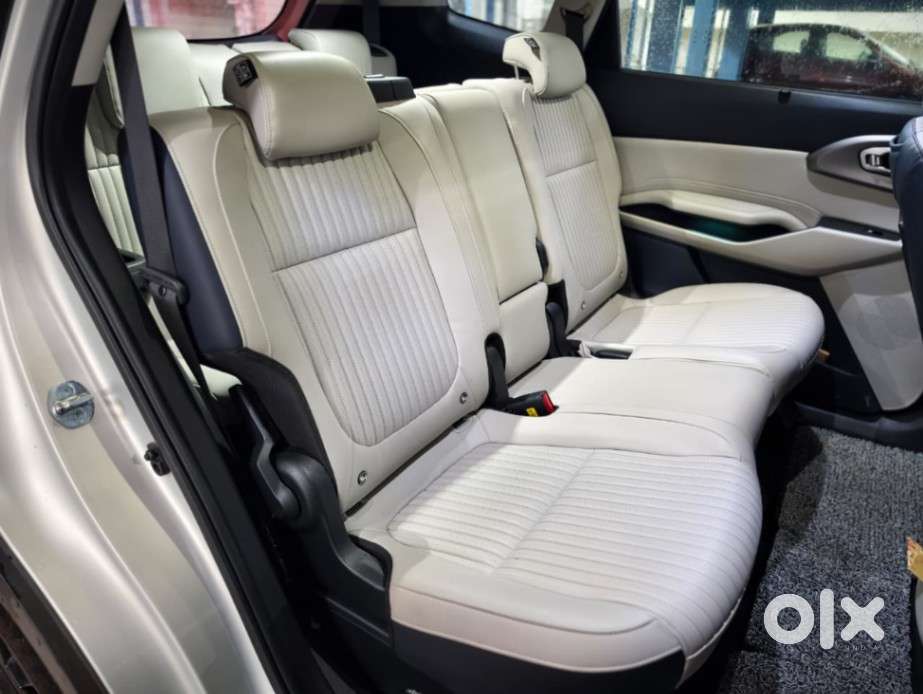 Kia Carens Clavis Ev, 2025, Electric
