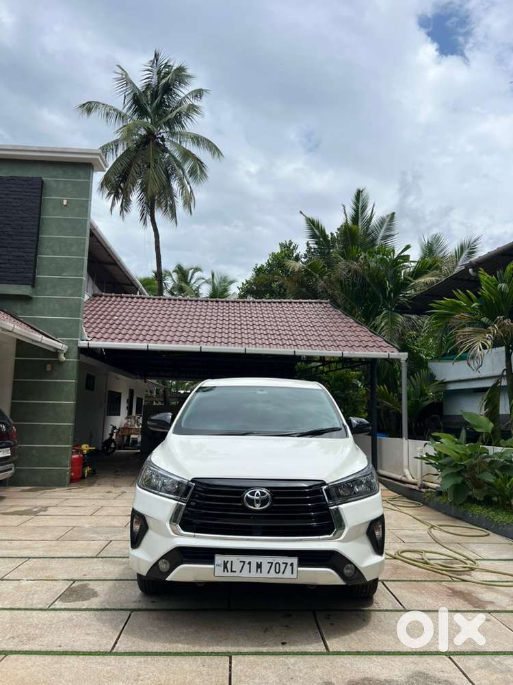 Toyota Innova Crysta 2016-2017 Diesel