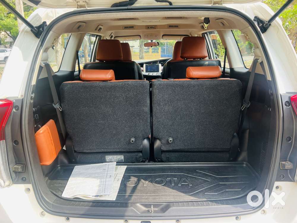 Toyota Innova Crysta 2.7 Gx Mt, 2019, Diesel