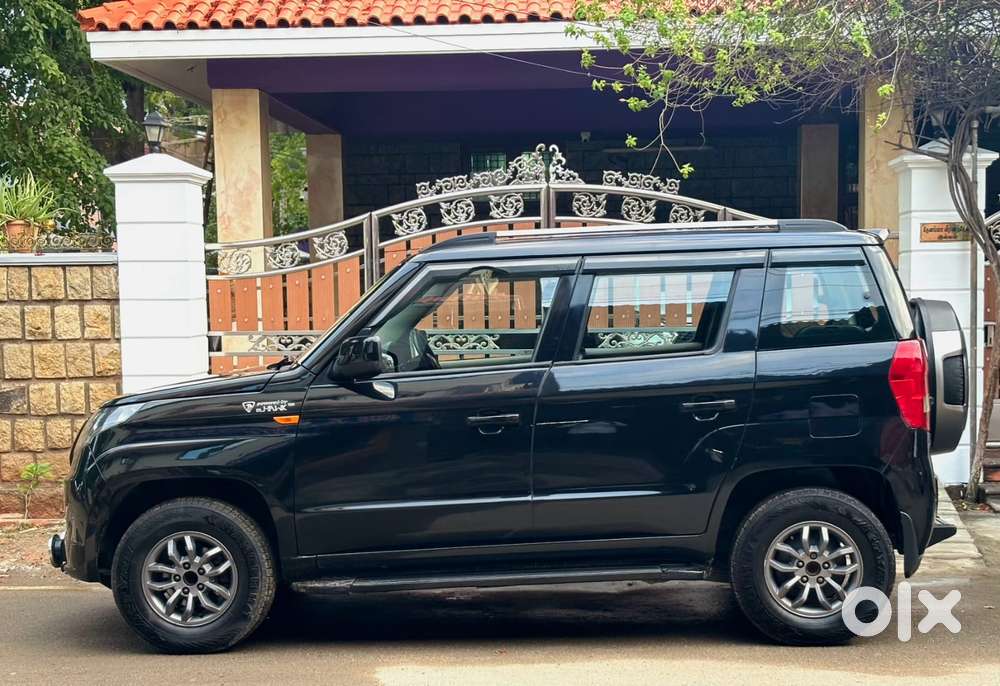 Mahindra Tuv 300 T10, 2018, Diesel