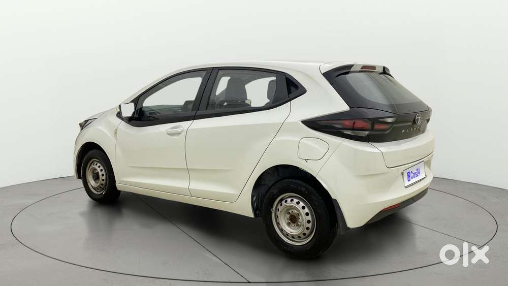 Tata Altroz 1.2 Xe, 2021, Petrol