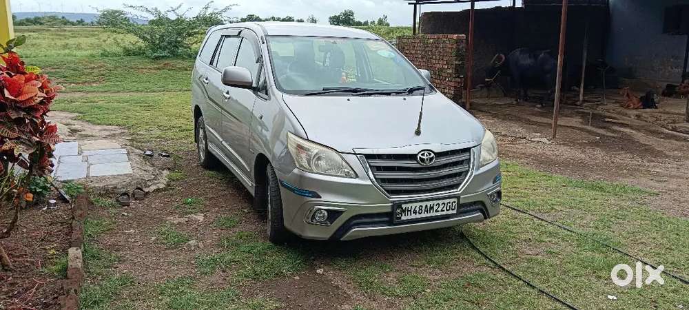 Selling Innova Car