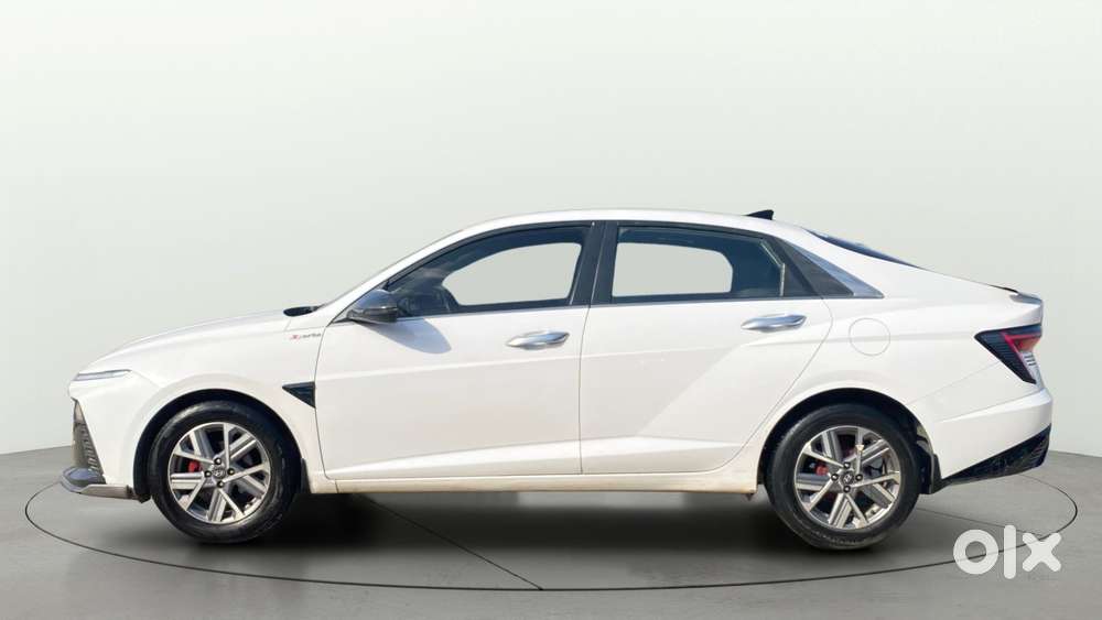 Hyundai Verna 1.5 Mpi Mt Sx (o), 2023, Petrol