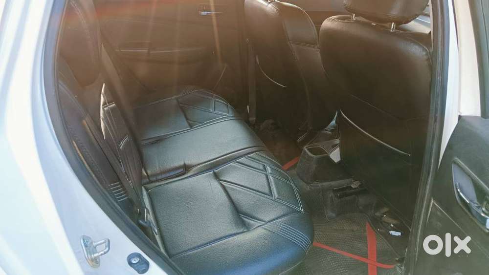 Maruti Suzuki Swift 1.3 Zxi, 2022, Petrol