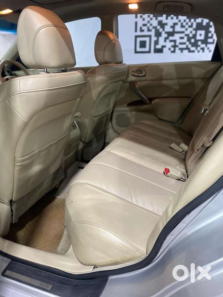 Reliable Nissan 2012 Car