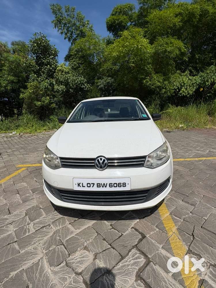 2013 Vento Petrol -urgent Sale