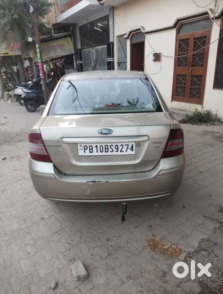 Ford Fiesta 2006 Petrol 96000 Km Driven