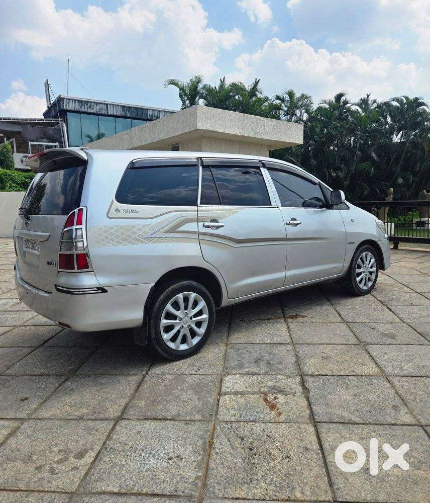Toyota Innova 2.0 Gx 8 Seater, 2013, Diesel