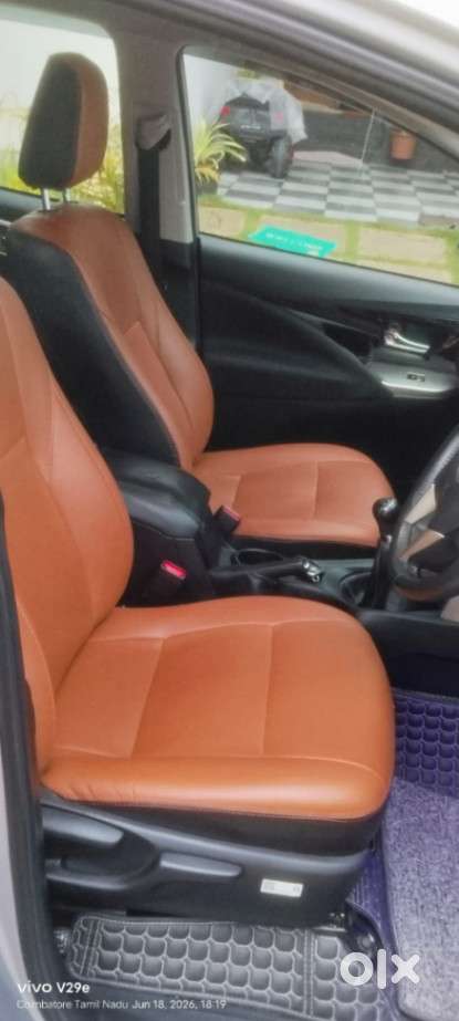 Toyota Innova Crysta 2.7 V, 2022, Petrol