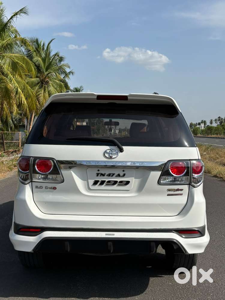 Toyota Fortuner 4x4 At, 2015, Diesel