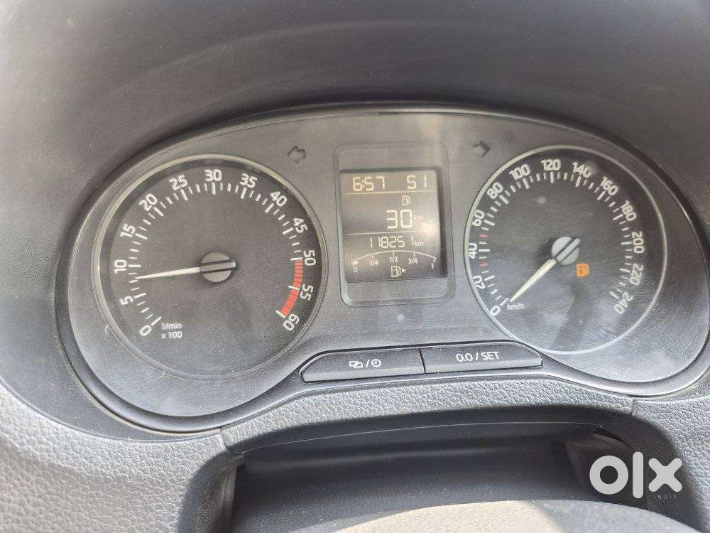 Skoda Rapid [ ] 1.5 Style Plus Tdi At, 2018, Diesel